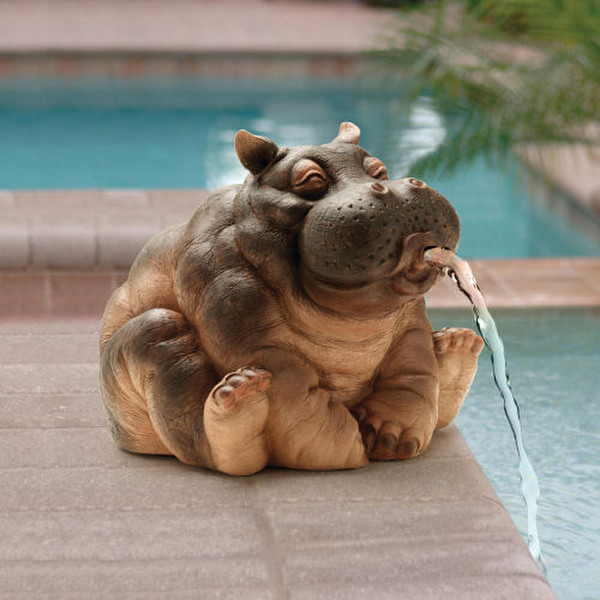 Hippo Spitter Piped Statue Small Spouting Water Decor
